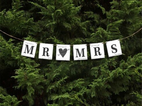 mr-mrs-banner-77cm-003-GRL21-b mr-mrs-banner-77cm-003-GRL21-b